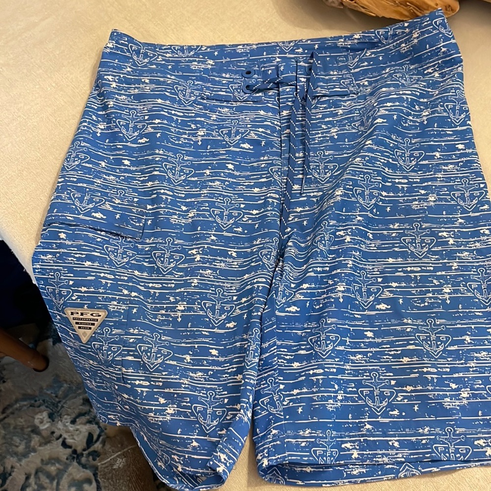 Columbia board shorts without liner, waist, 32